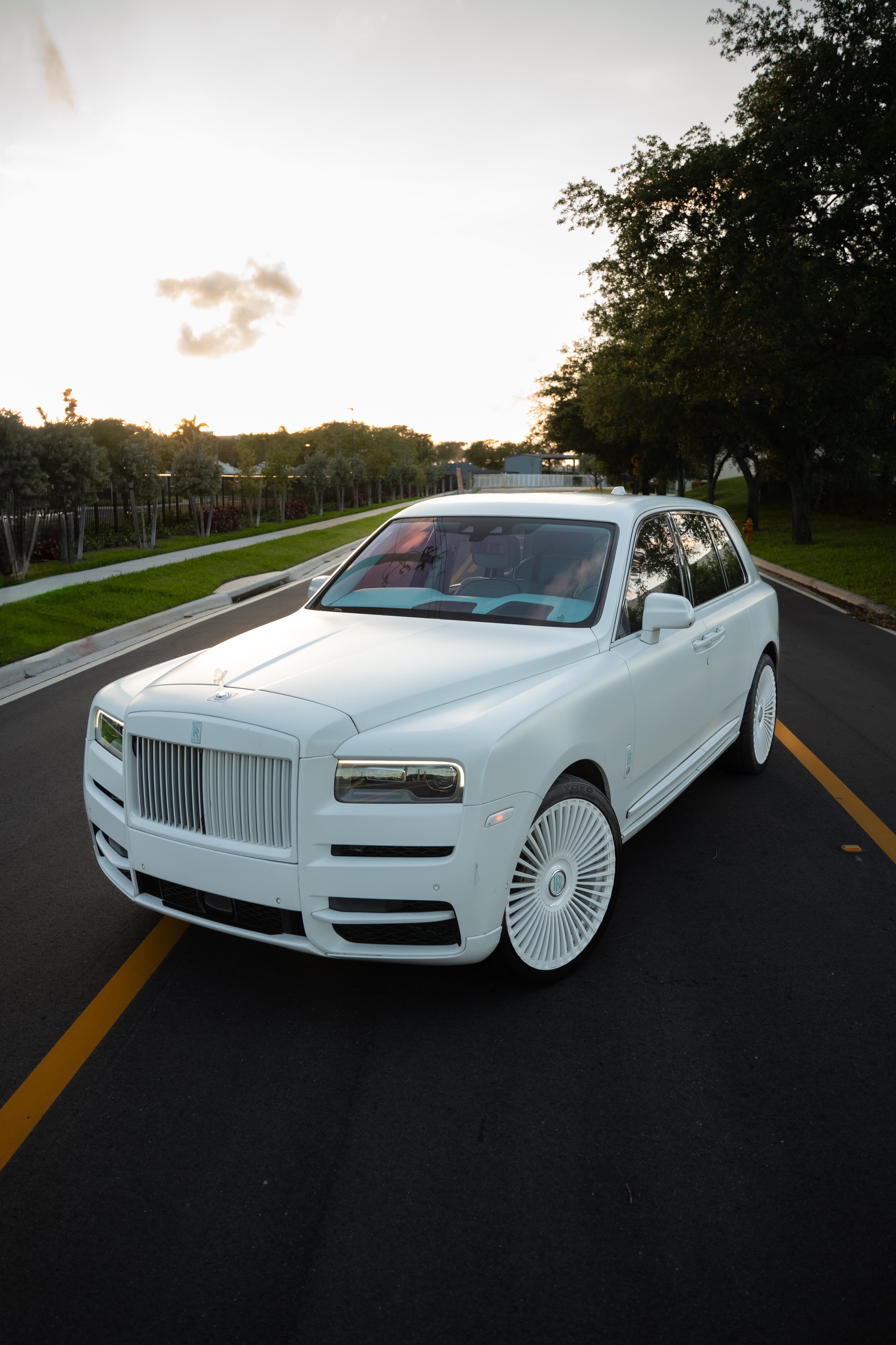 Rolls-Royce Cullinan custom exterior